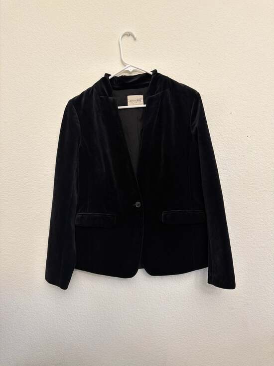 Maison Jules Jackets & Blazers - Maison Jules Black Velvet Single Button Blazer Jacket Size 8